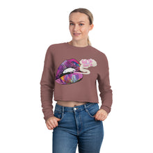Load image into Gallery viewer, Women's Cropped Sweatshirt